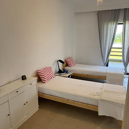 Hébergement de vacances Argo House *