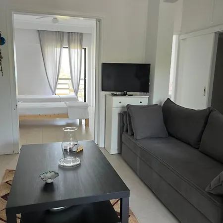 Argo House * חניוטי